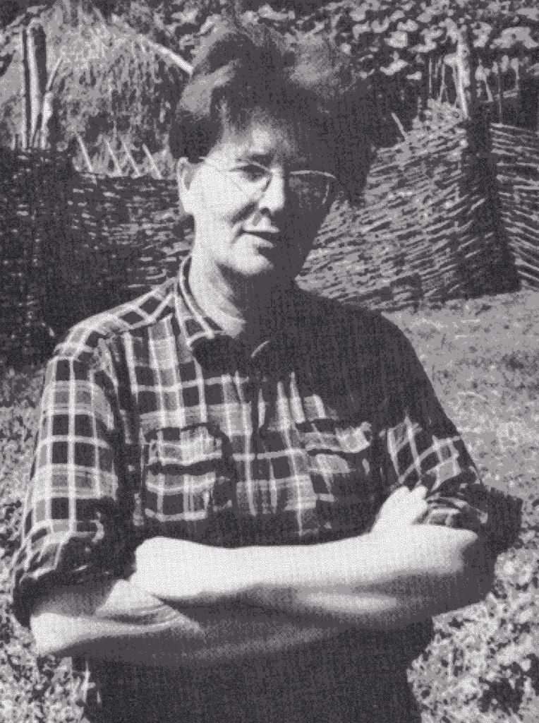 Marie-Jeanne Koffmann in the field in 1959.